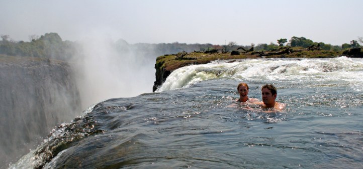 es pot nedar fins al precipici de les victoria falls
