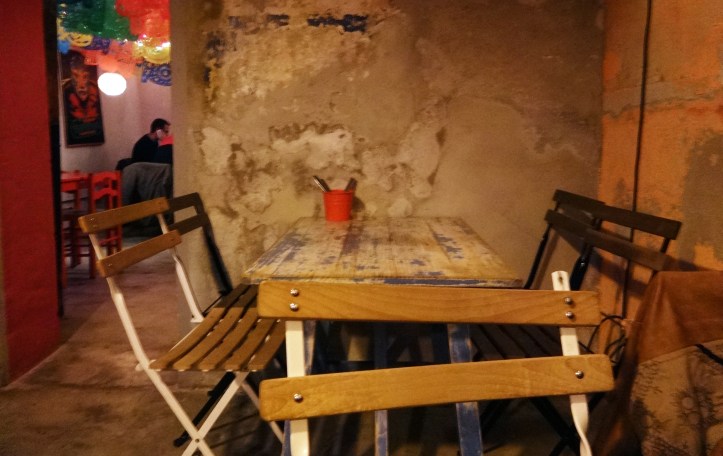 chido one bar mexicano interior areveure