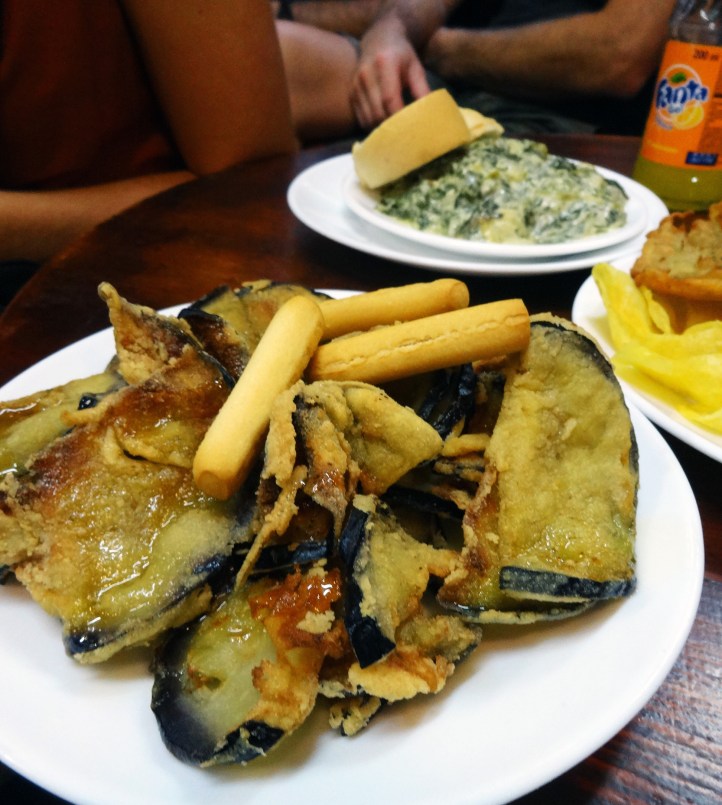 bodega santa cruz las columnas tapas