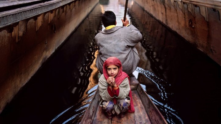 nena-i-pare-srinagar-mccurry-steve