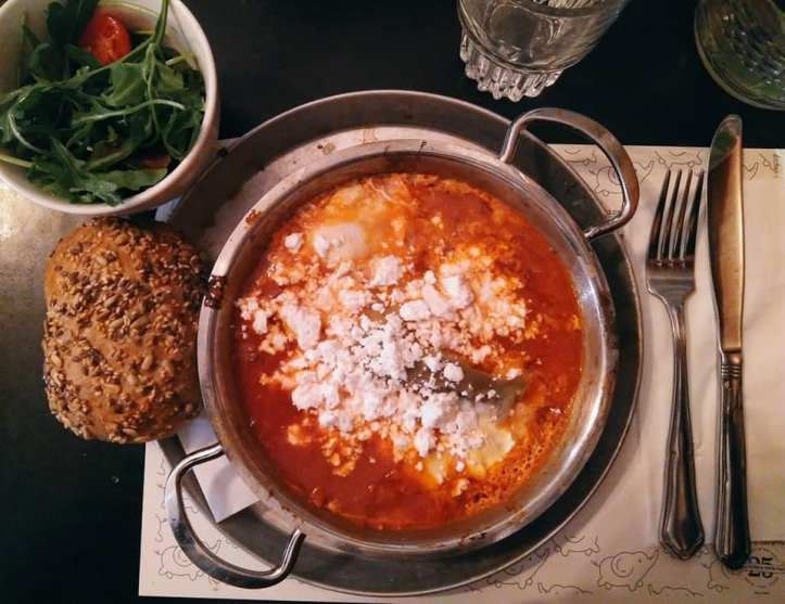 Excel·lent shakshuka al Tmol Shilshom