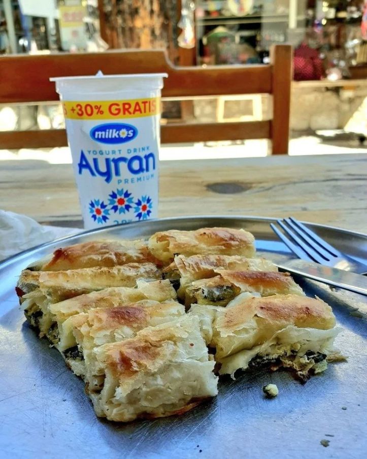 Burek i Ayran